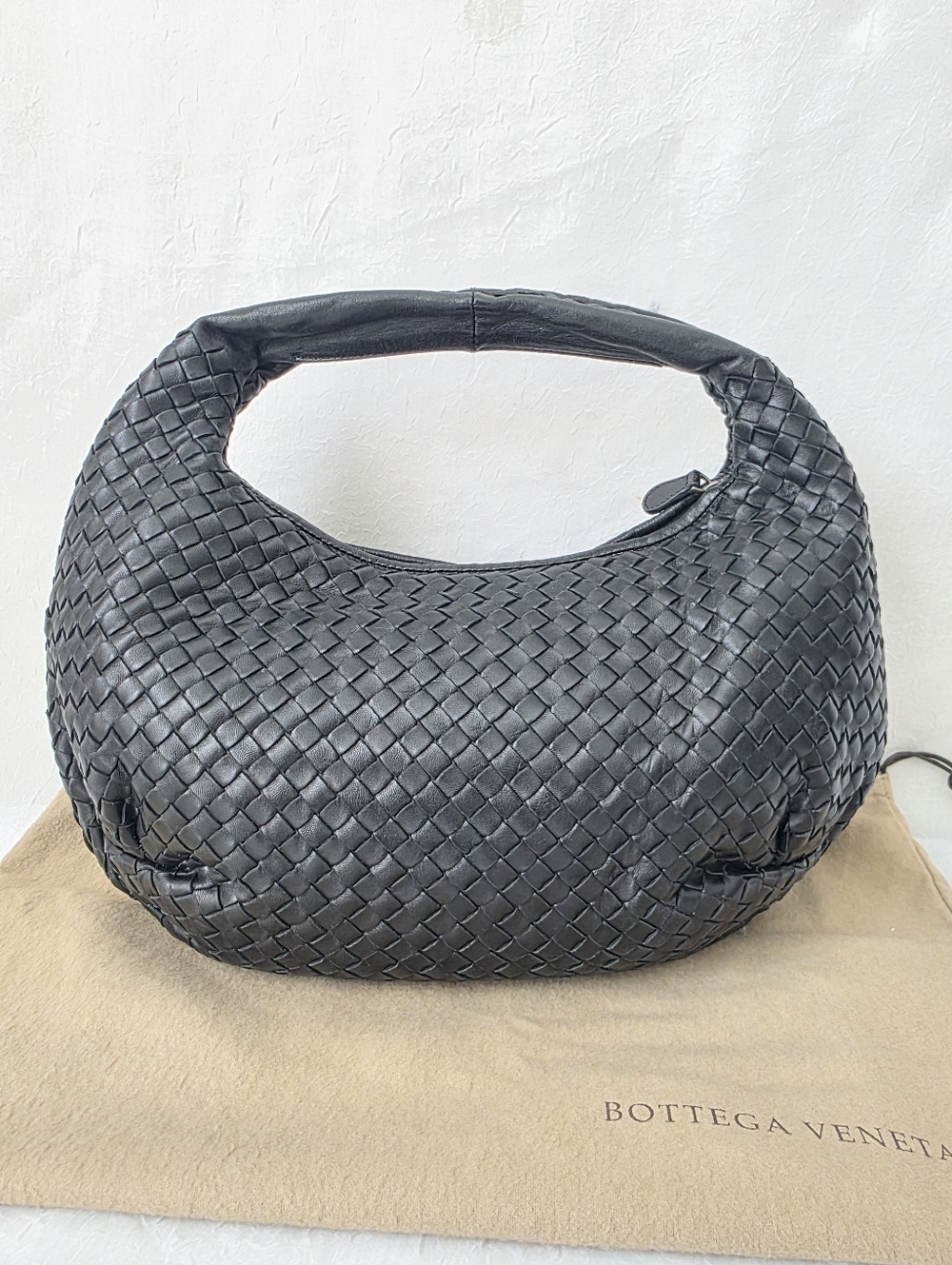 Auth Bottega Veneta Nappa Intrecciato Medium Belly Hobo Bag